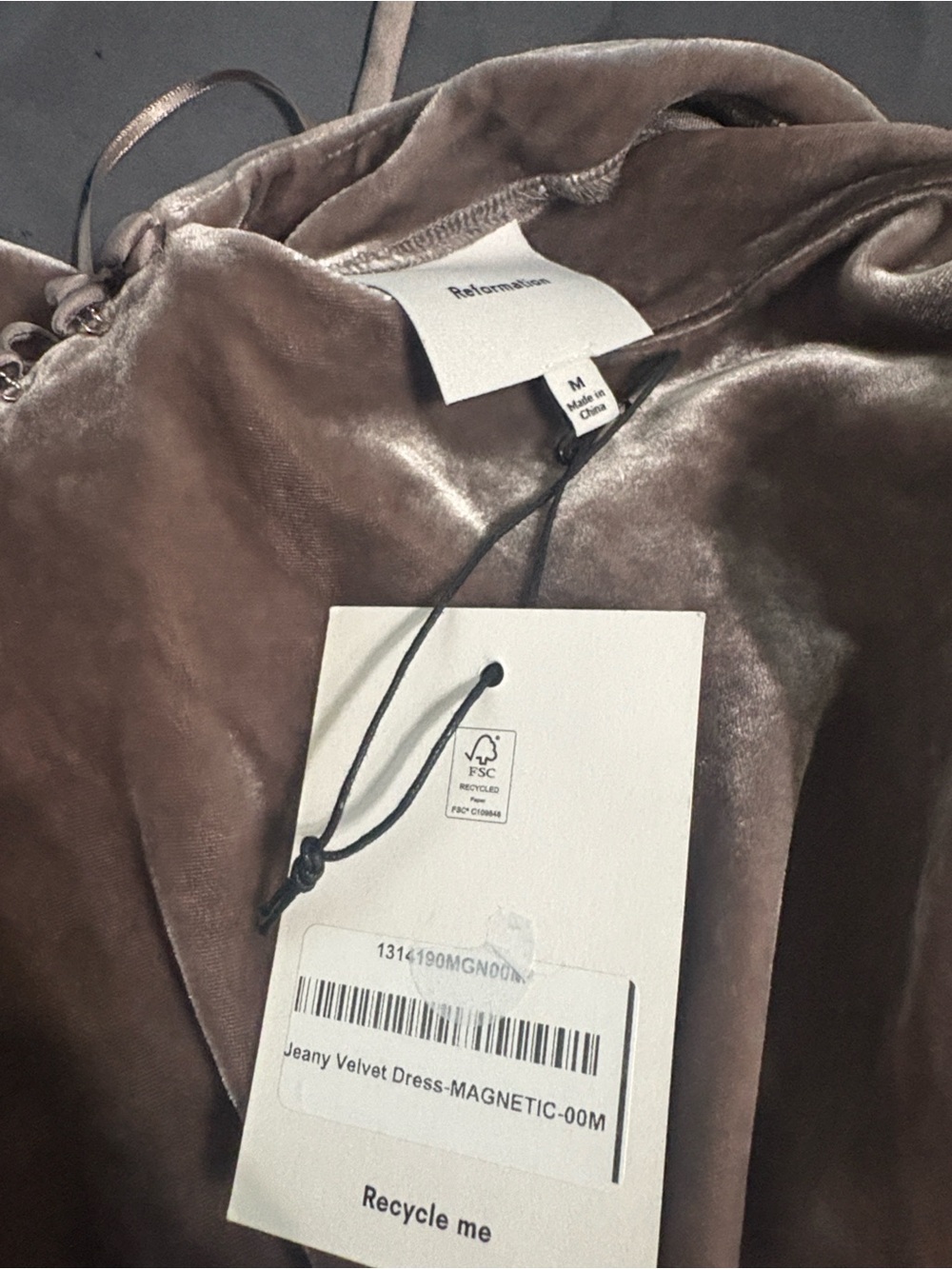 Reformation Jeany Velvet Dress - Picture 5 of 5